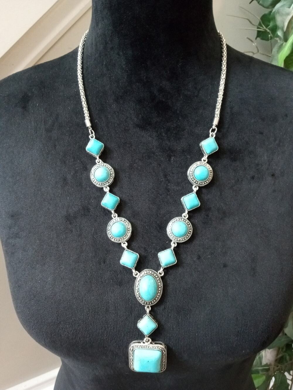 Southwestern Turquoise Blue Stone Pendant Necklace Silver Tone Statement - Picture 1 of 5